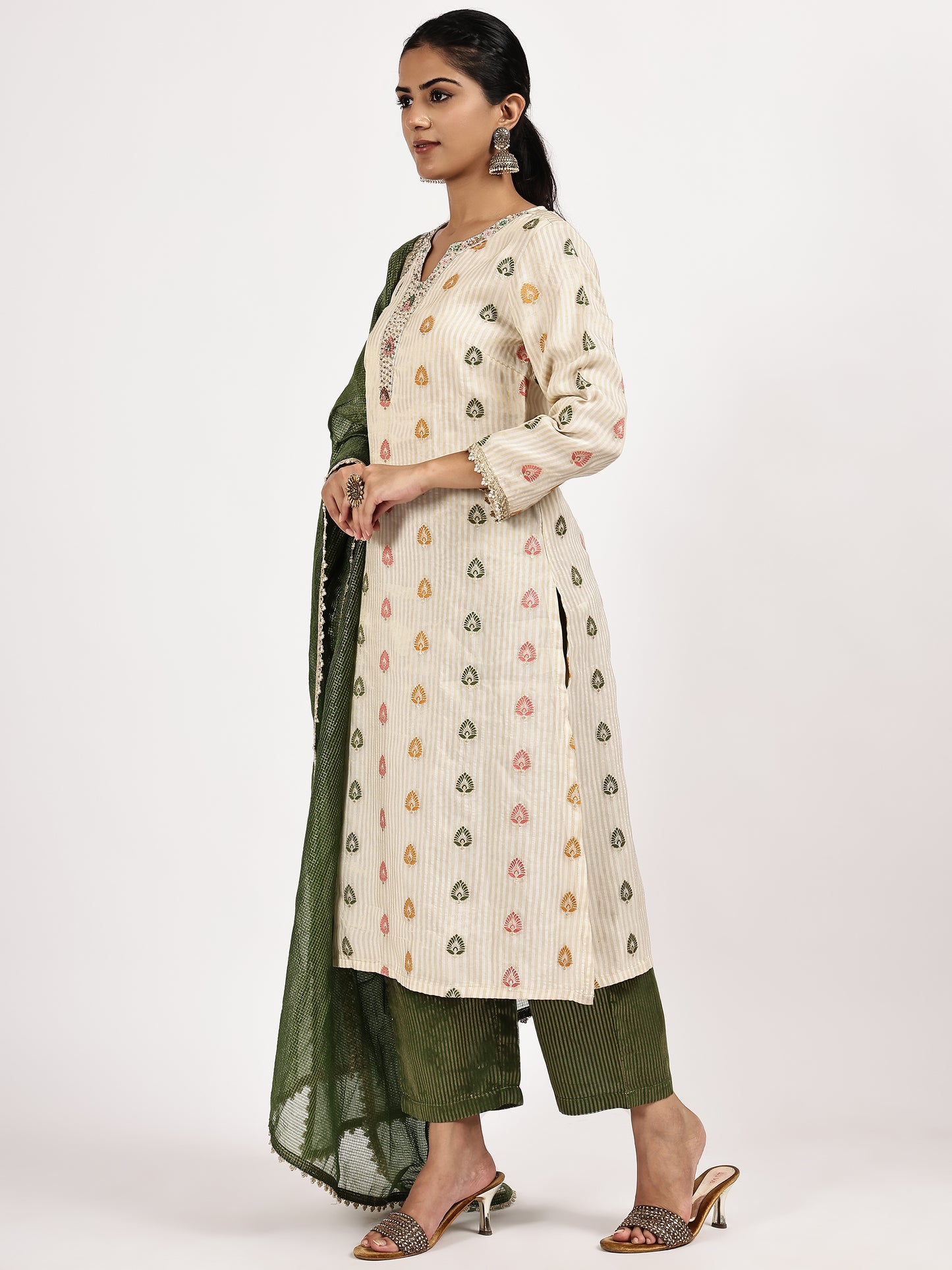 Beige Printed Kurta Set with Green Dupatta