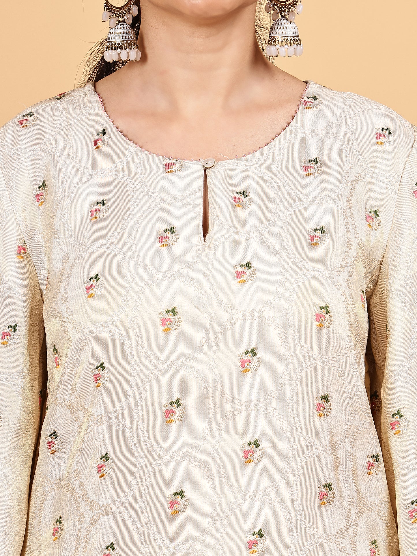 Off-White Kurta Pant Set with Contrast Dupatta