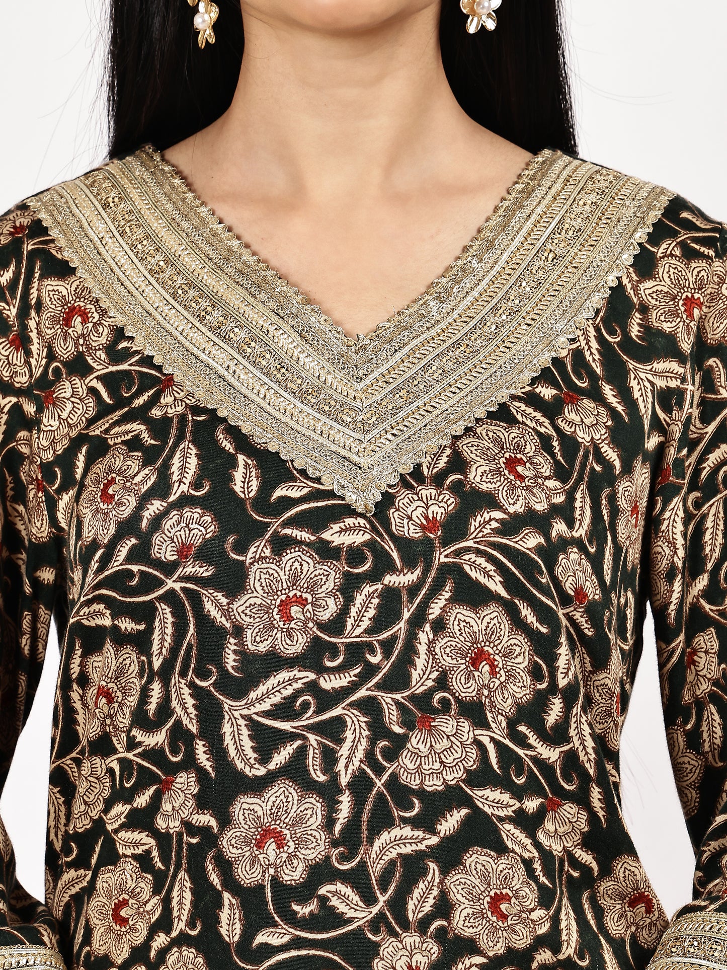 Floral Embroidered Kurta Set with Green Dupatta