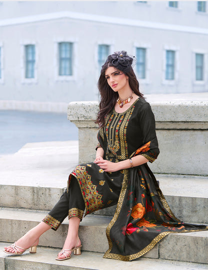 Black straight embroidered Kurta along with Pants and Silk dupatta