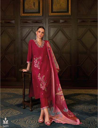 Red straight embroidered Kurta along with Pants and printed organza Dupatta