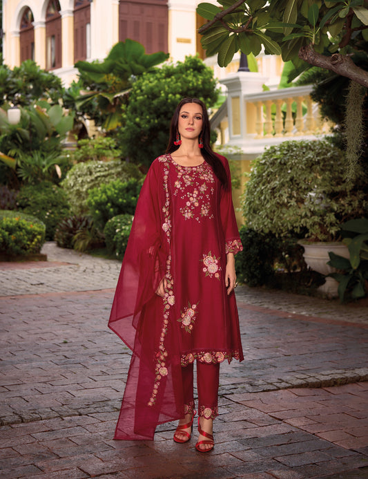 Red Solid straight embroidered Kurta with Pants and embroidered organza dupatta