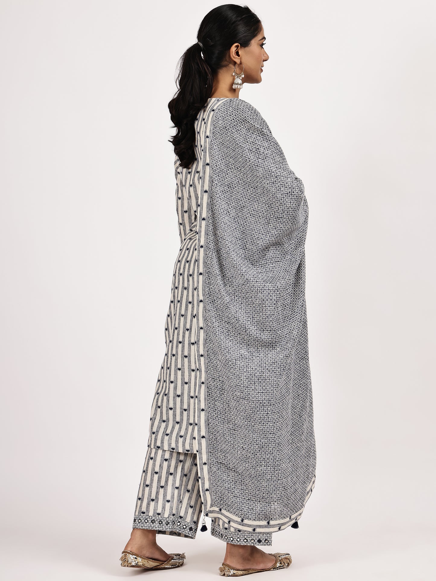 Gray Embroidery Kurta set with Dupatta