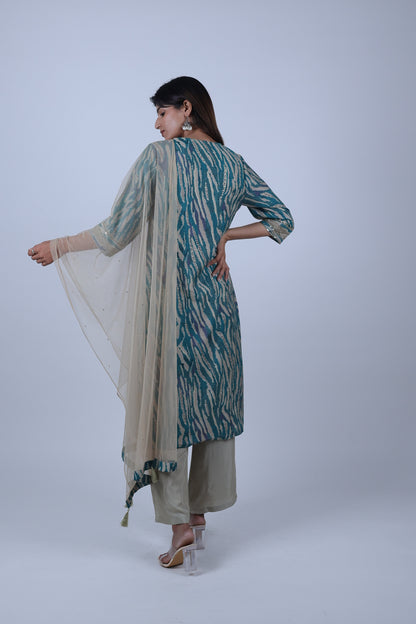 Green Printed Straight Kurta Along With Solid palazzo and Solid Dupatta