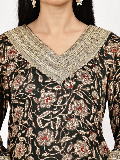 Deep Green Printed Kurta Set with Embellished Borders