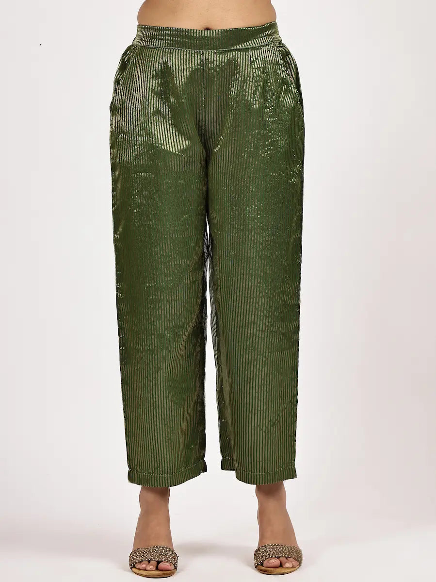Off-White Kurta & Green Pants Set with Dupatta