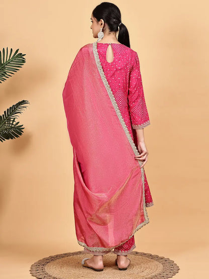Fuchsia Pink Embroidered Bandhani Kurta Set with Modern Detailing