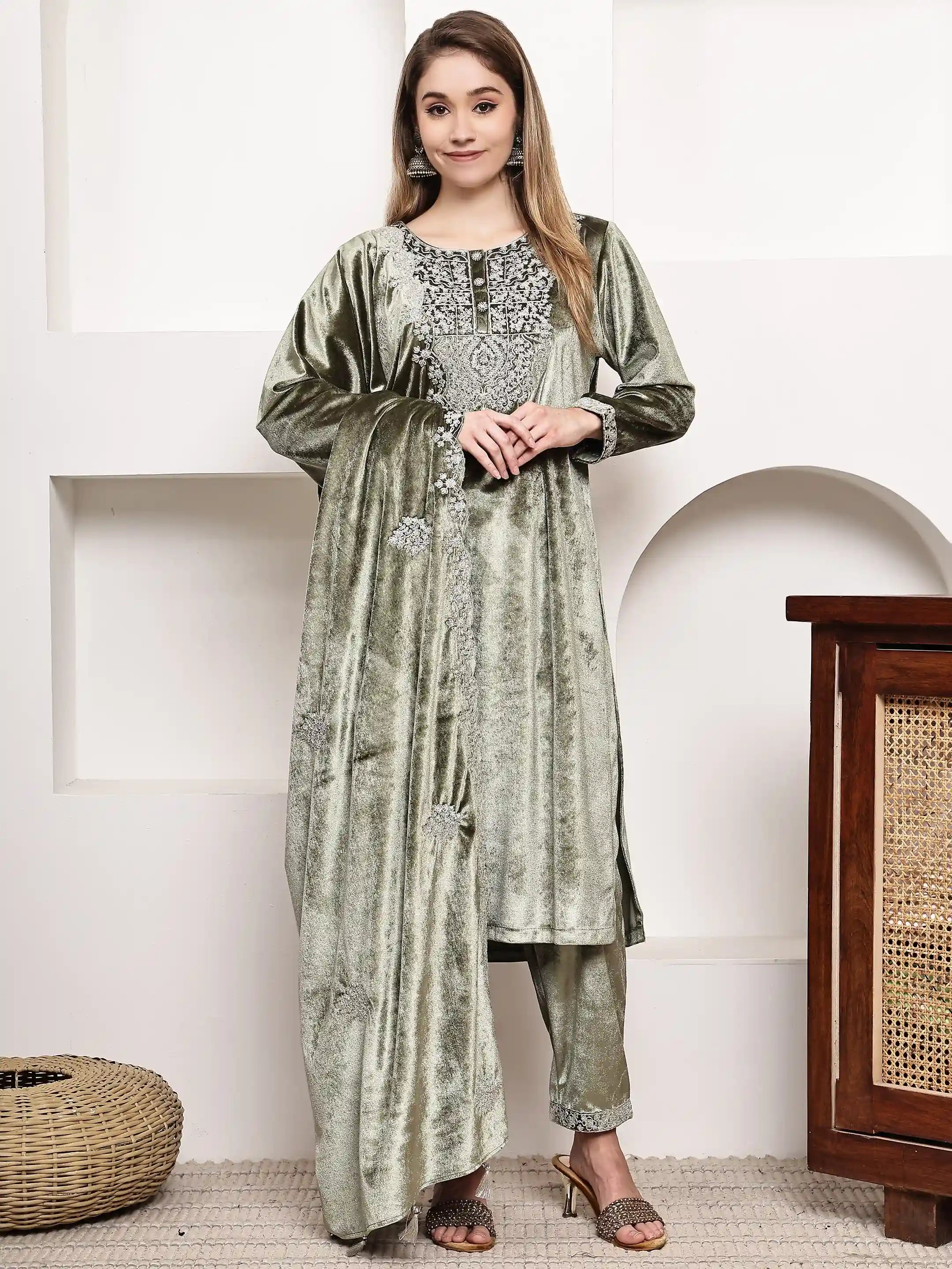 elegant-olive-green-velvet-embroidered-kurta-set-with-dupatta