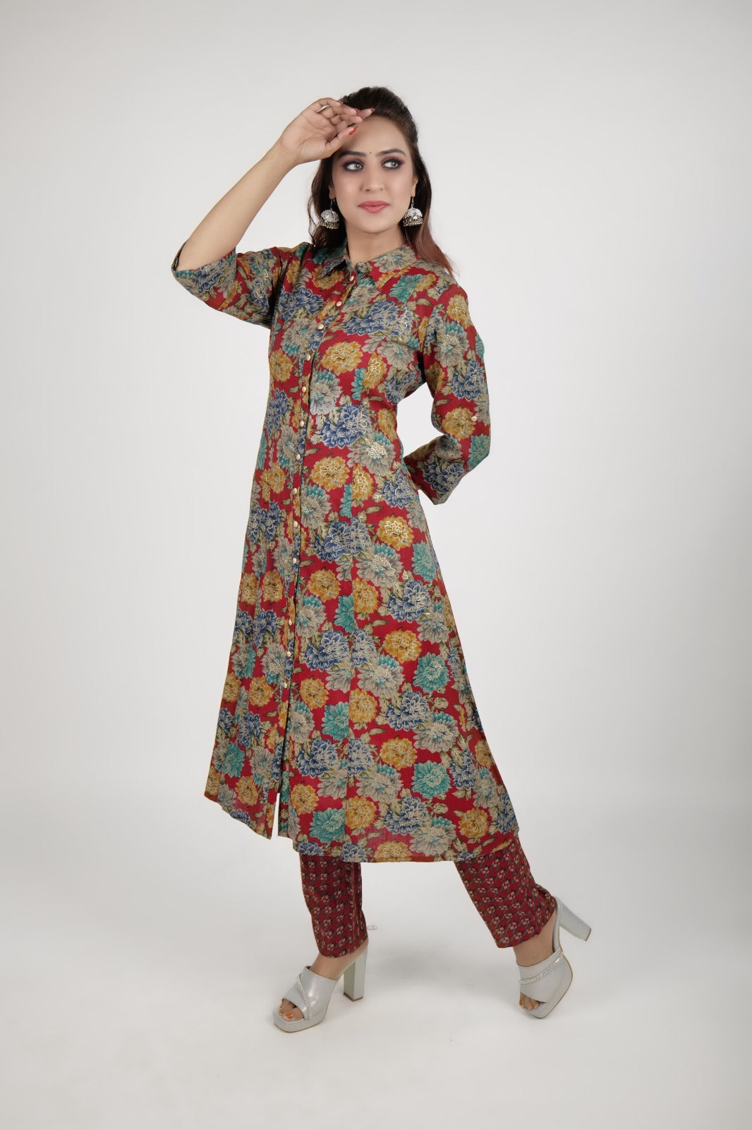 Red printed printed kurta along with pants