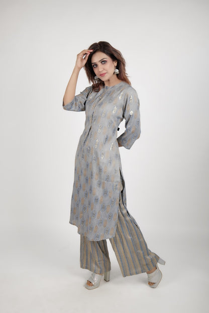 Grey Printed kurta along with stright pants