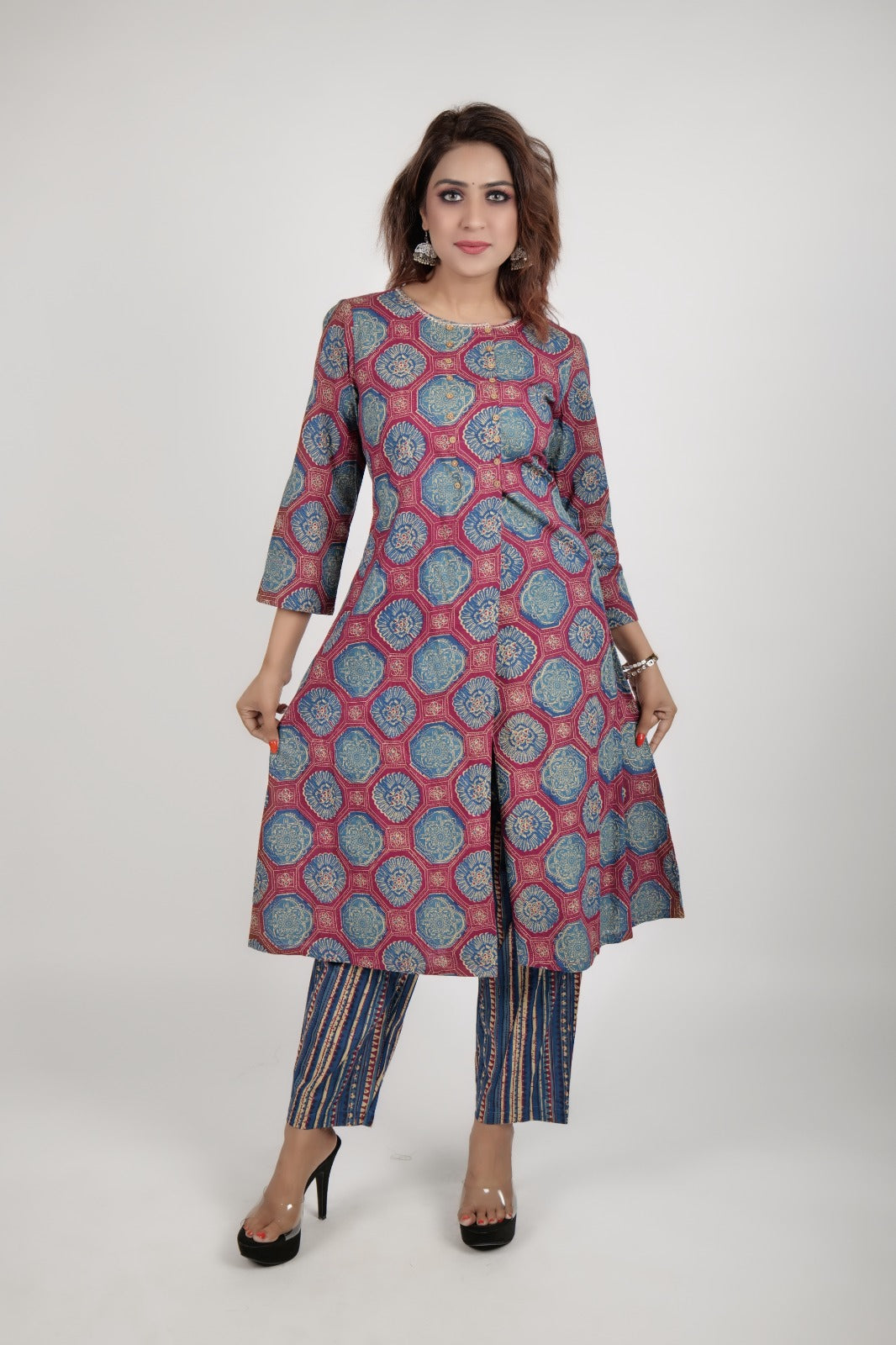 Blue printed kurta along with stright pants