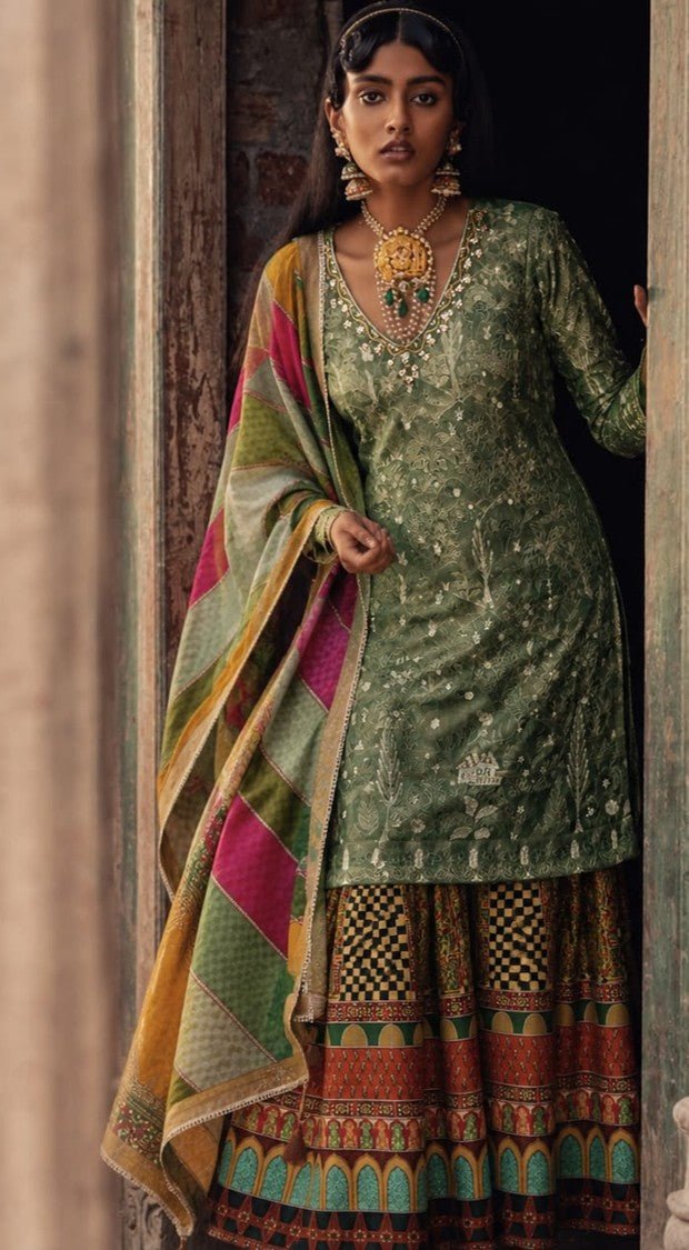 house-of-paral-green-festive-wear-suit-set-with-nylon-viscose-bottom-dupatta