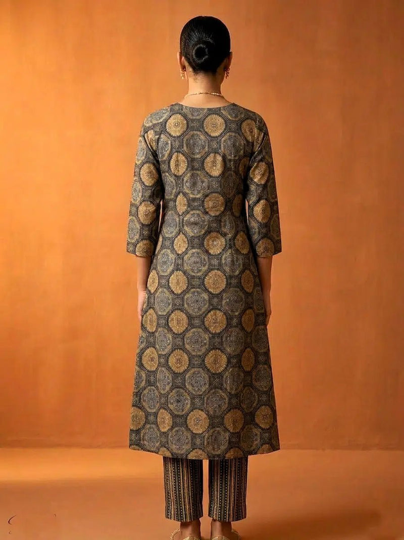 Women’s Floral Printed  A-Line Kurta with Trousers