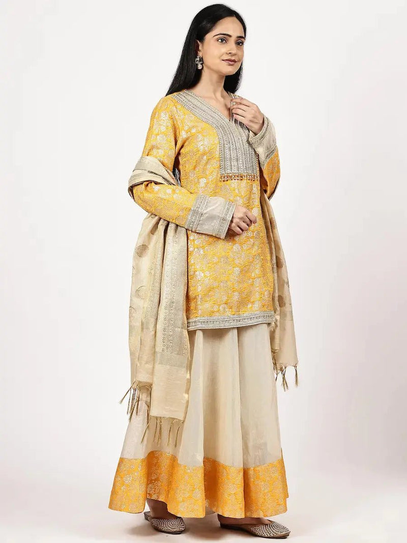 Yellow Silk Jacquard Kurta Set Dupatta Elegant Festive Party Wear